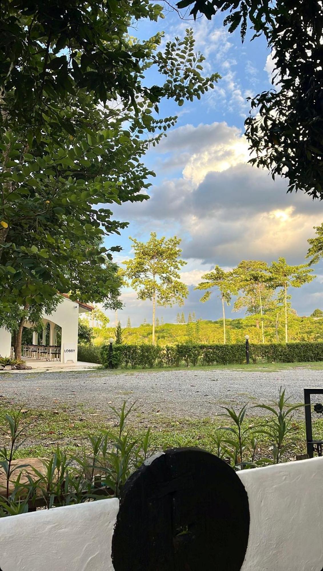 Moon Village Khaoyai Holiday Home Pong Talong المظهر الخارجي الصورة